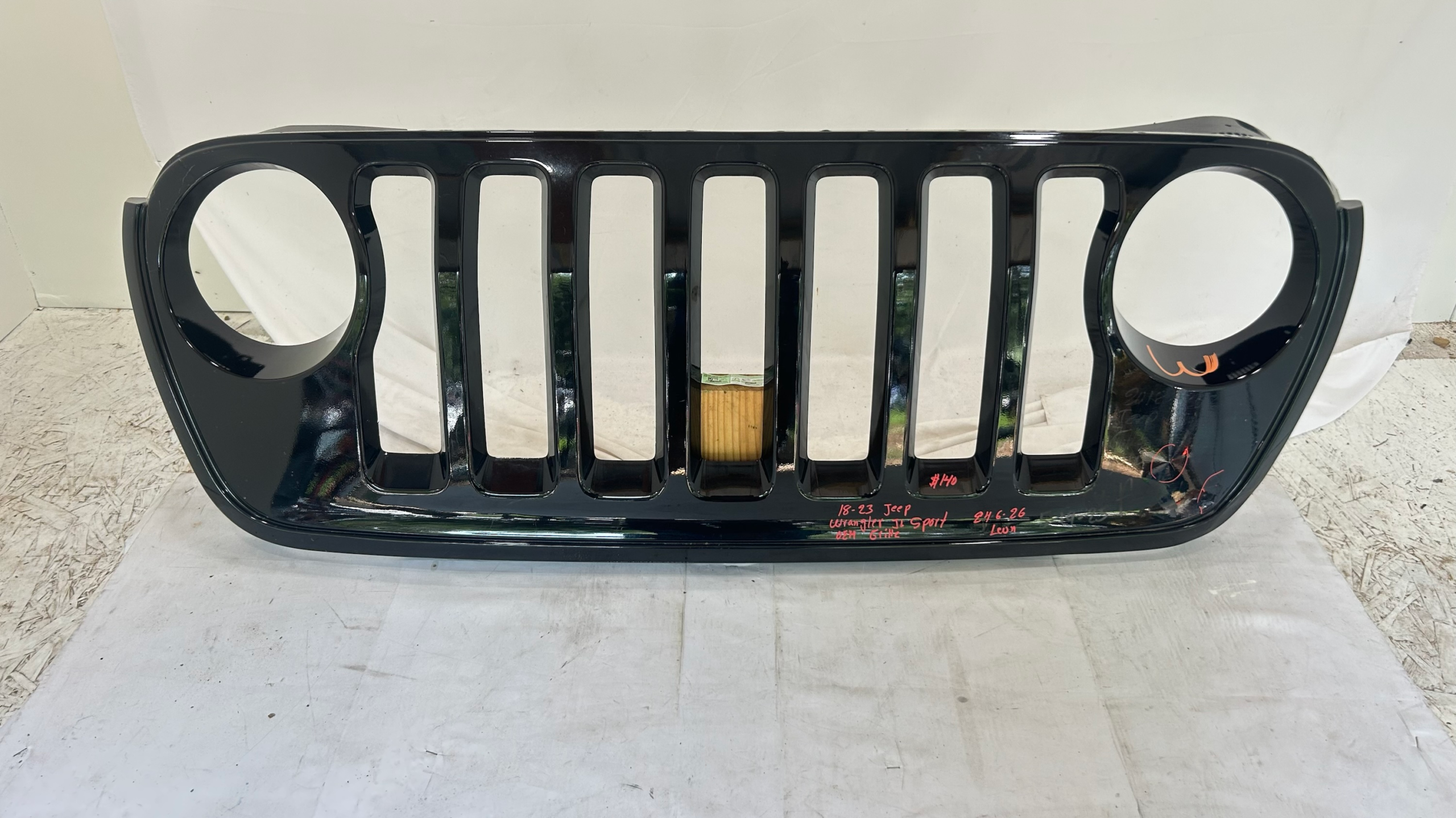 2018-2023 Jeep Wrangler JL Sport Grille