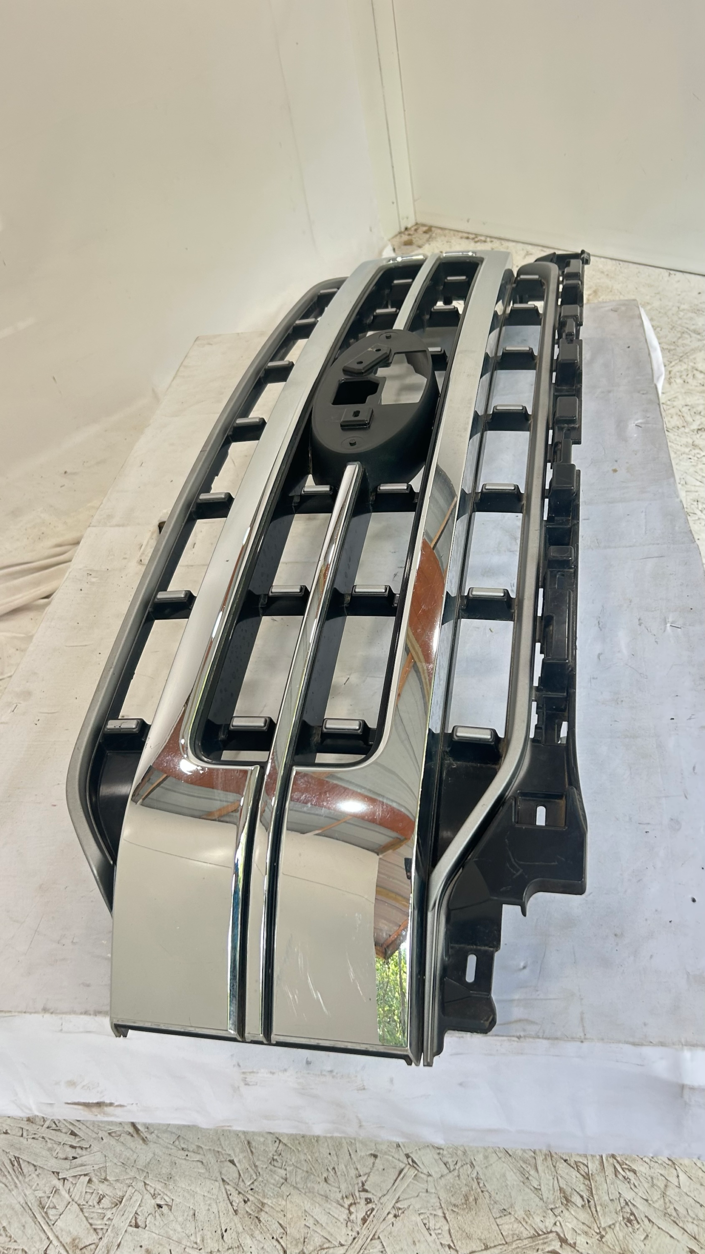 2021-2023 Ford F-150 Crome Grille
