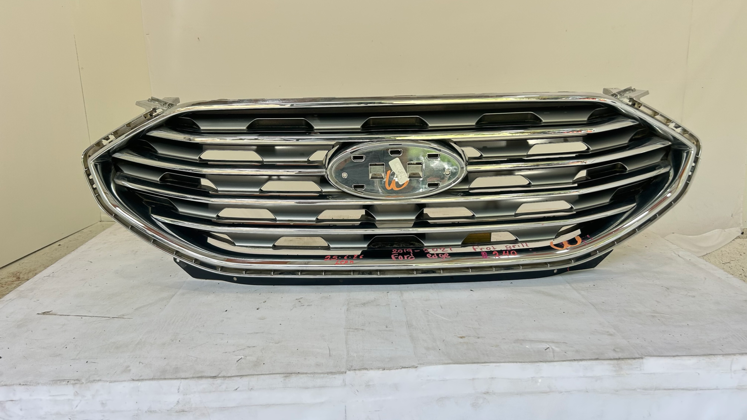 2019-2024 Ford Edge Crome Grille