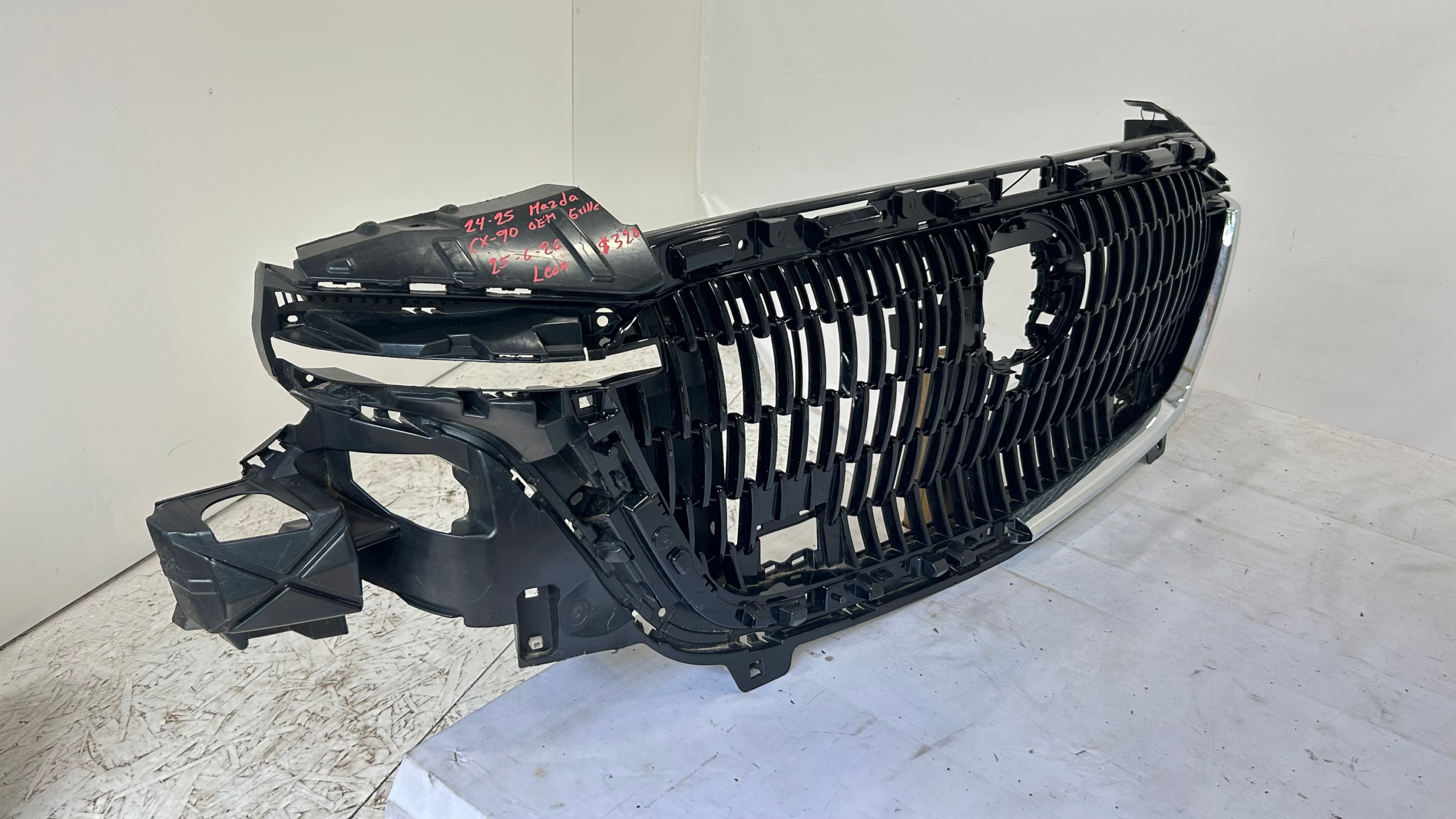 2024-2025 Mazda CX-90 Grille