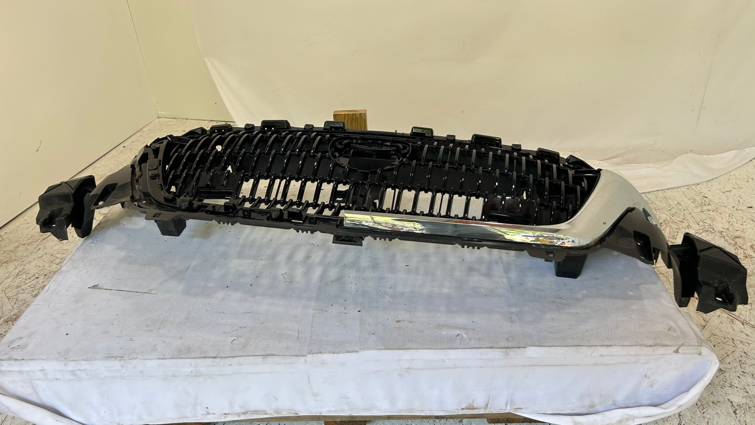 2024-2025 Mazda CX-90 Grille