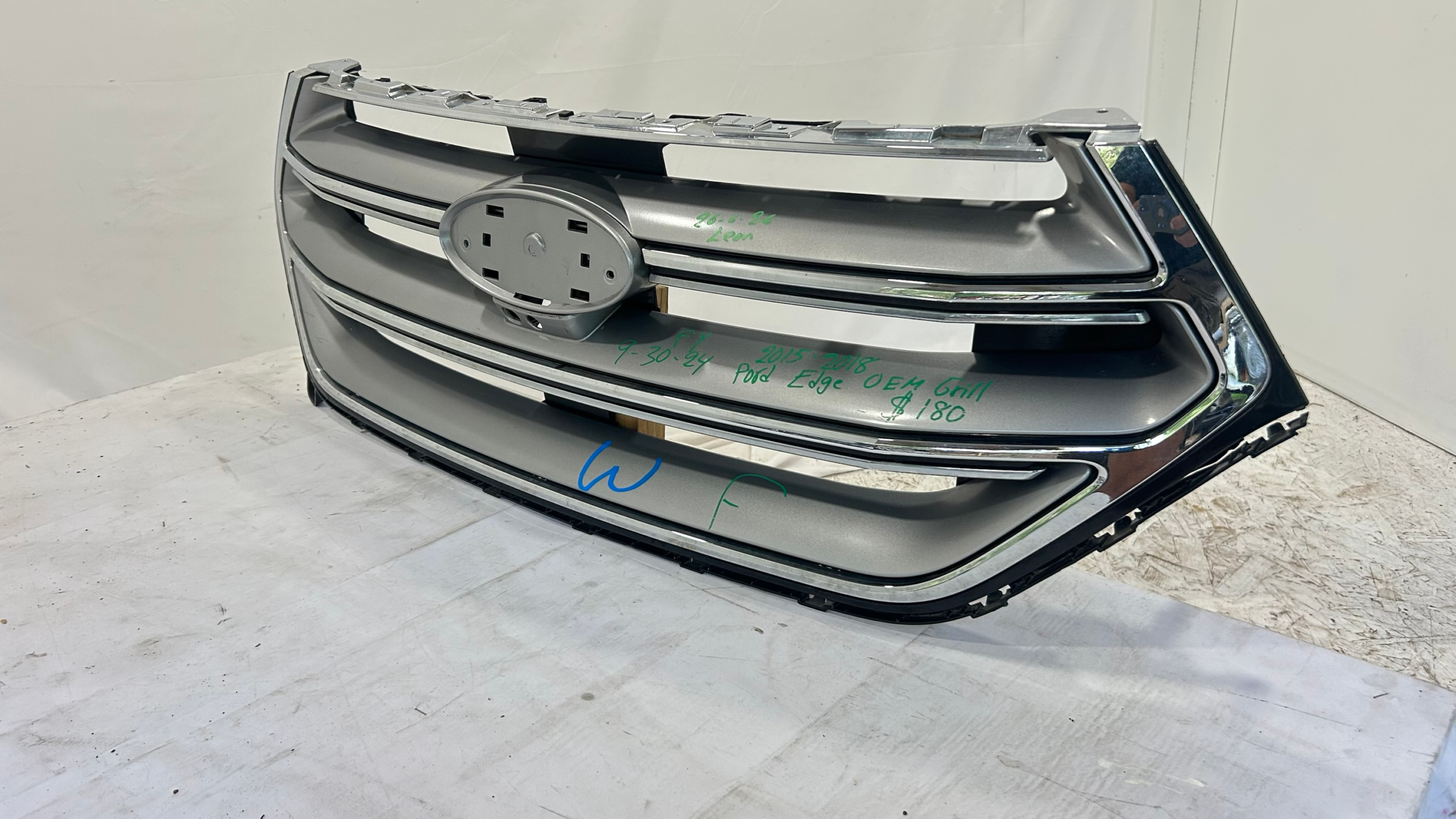 2015-2018 Ford Edge Grille