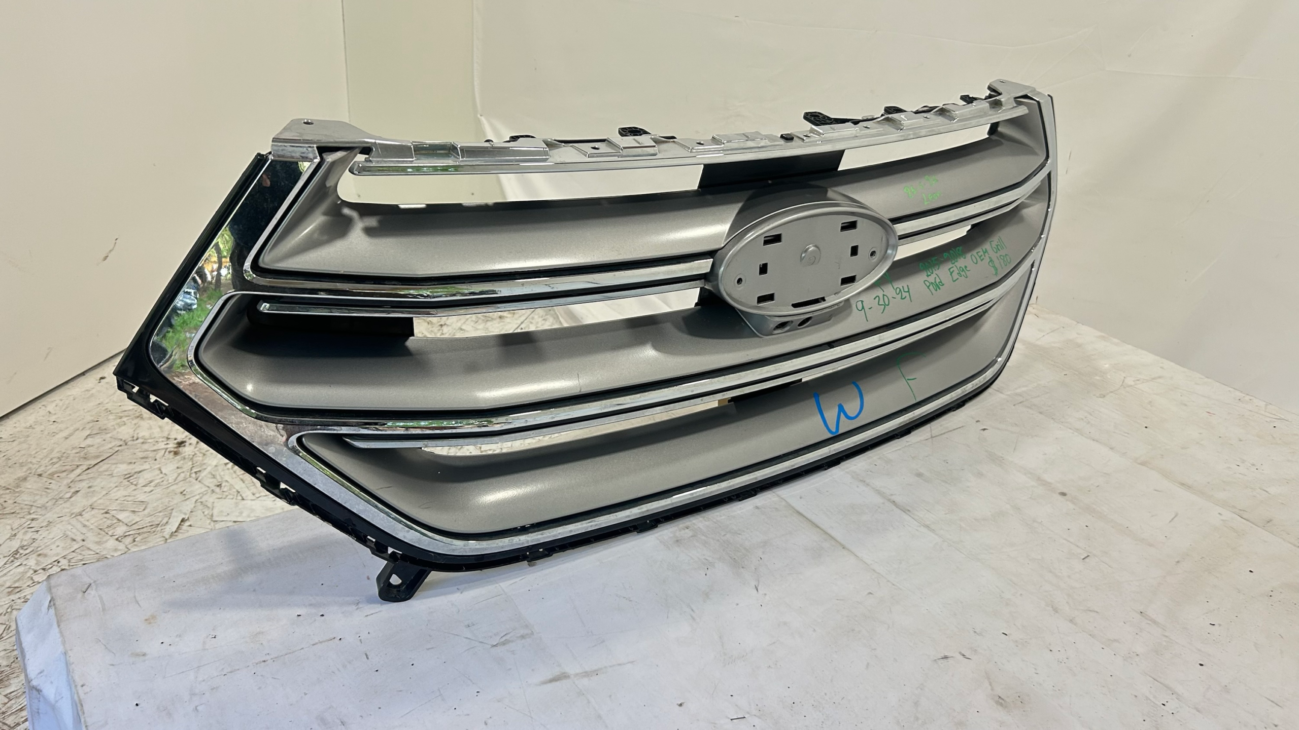 2015-2018 Ford Edge Grille