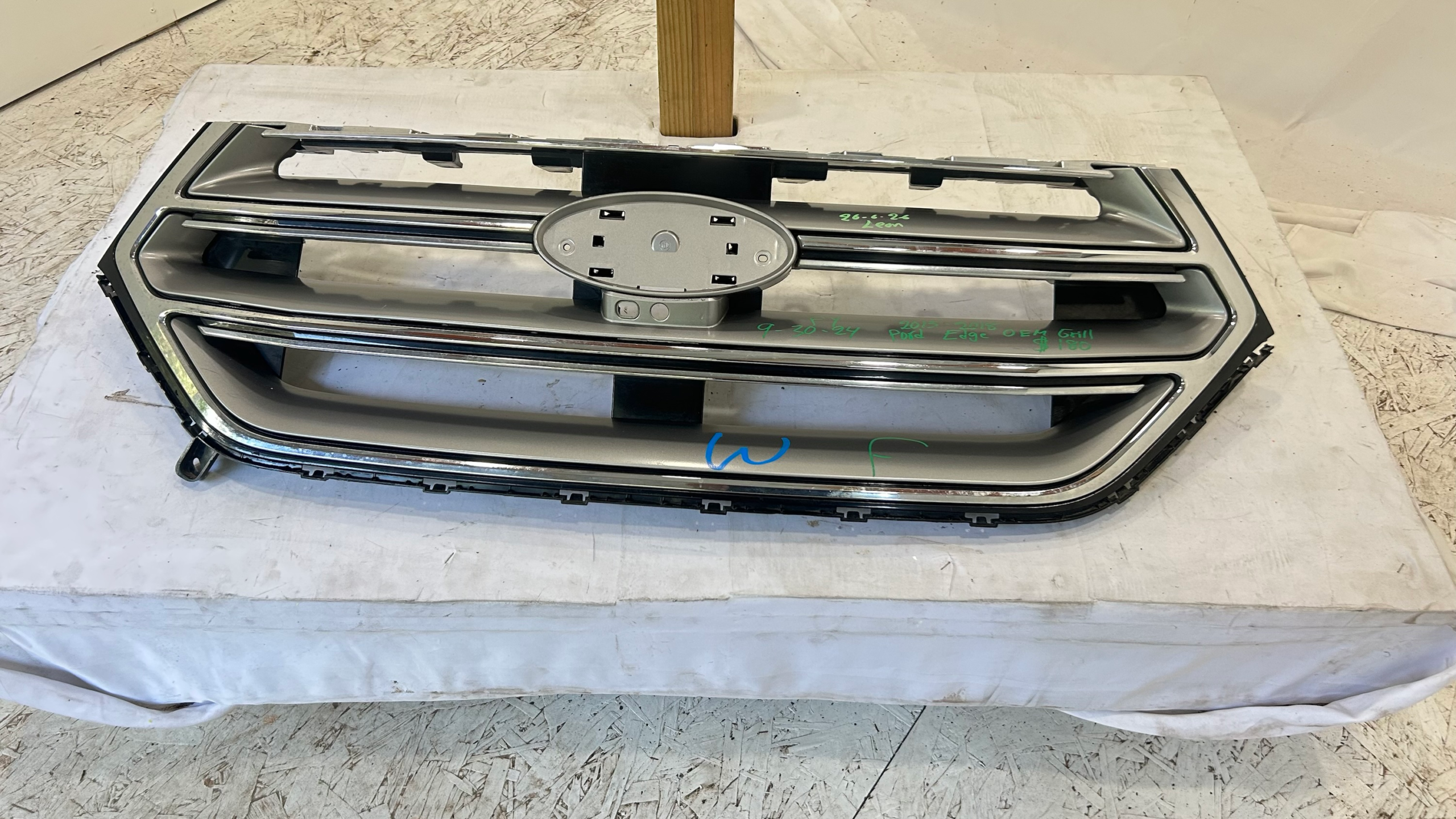 2015-2018 Ford Edge Grille