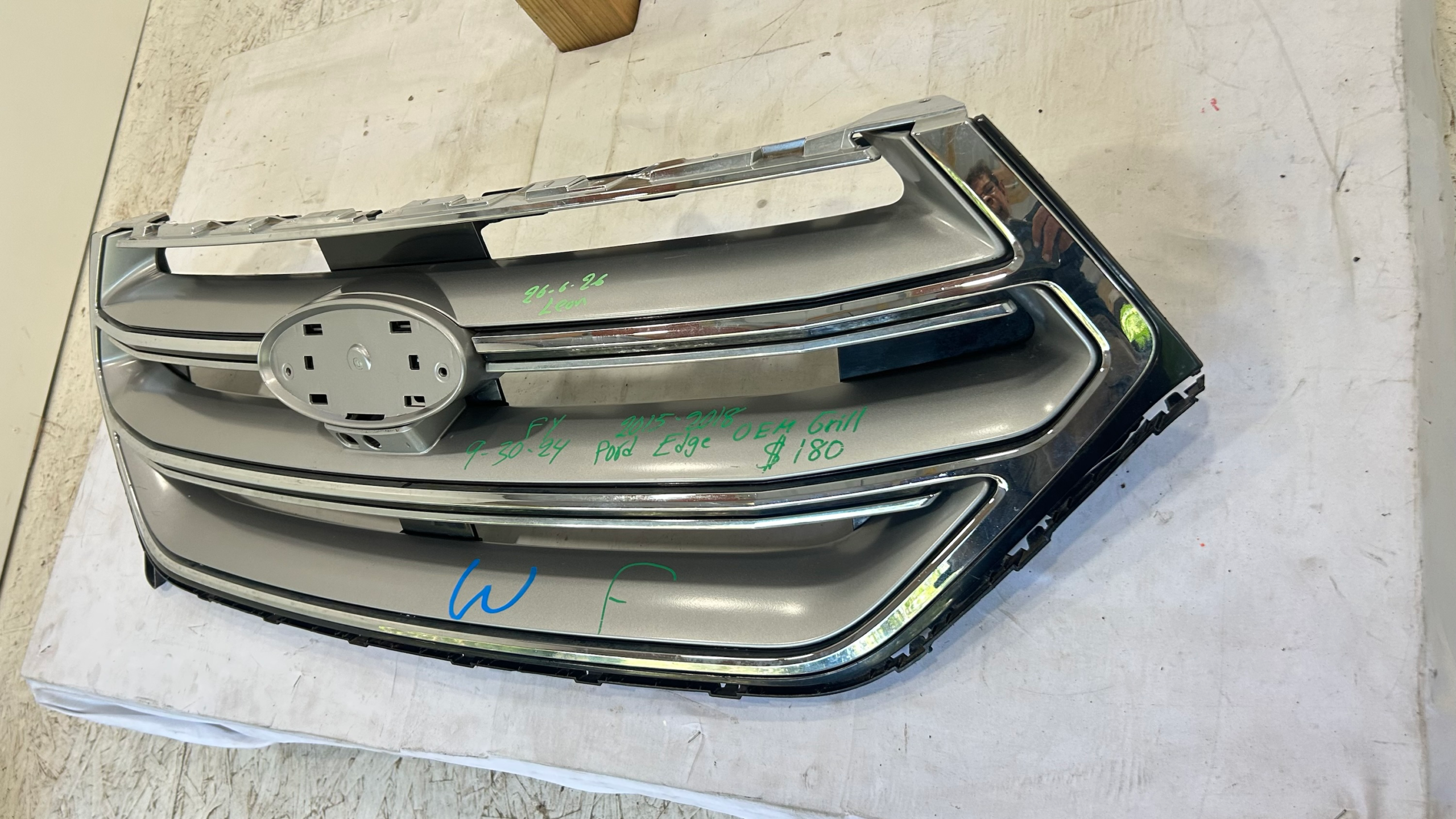2015-2018 Ford Edge Grille