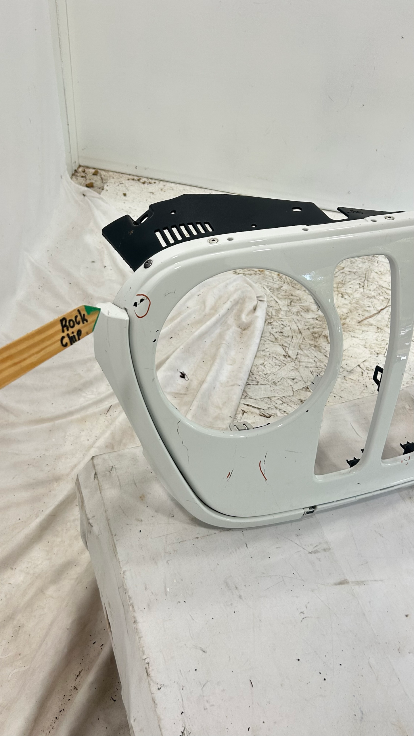 2018-2023 Jeep Wrangler JL Sahara White Grille