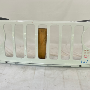 2018-2023 Jeep Wrangler JL Sahara White Grille - Image 1
