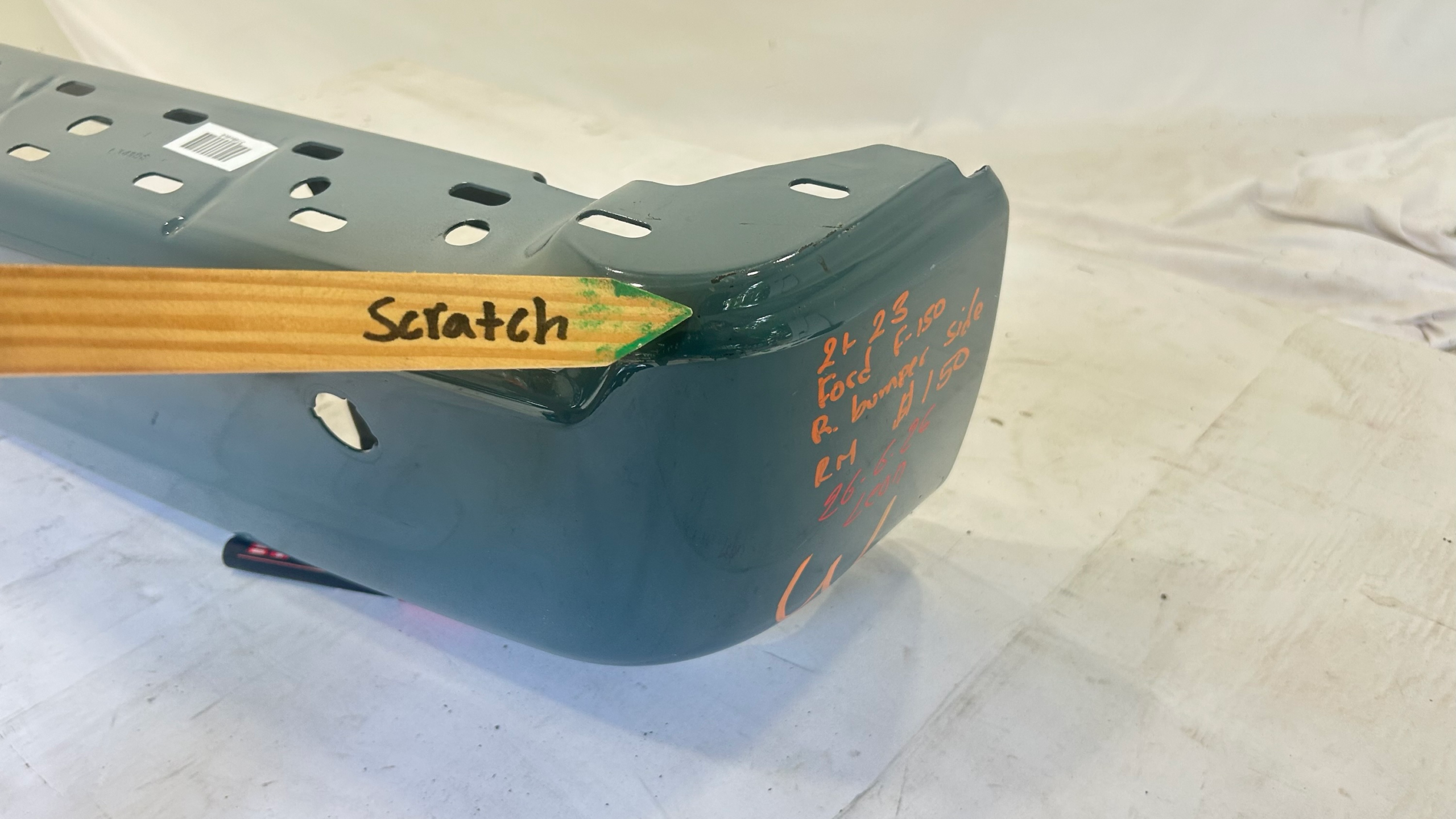 2021-2023 Ford  F-150 Passenger Rear Bumper Extensión