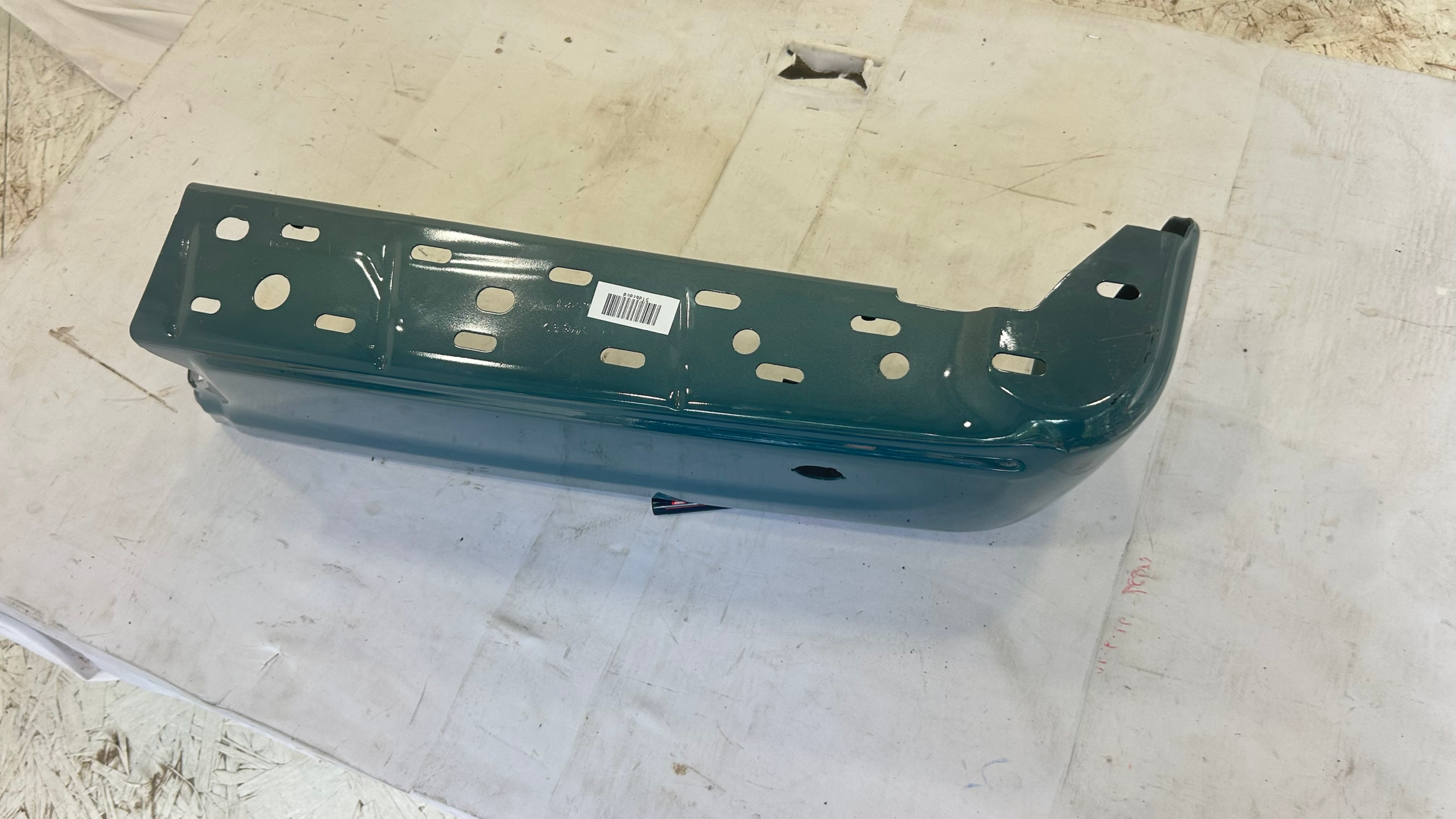2021-2023 Ford  F-150 Passenger Rear Bumper Extensión