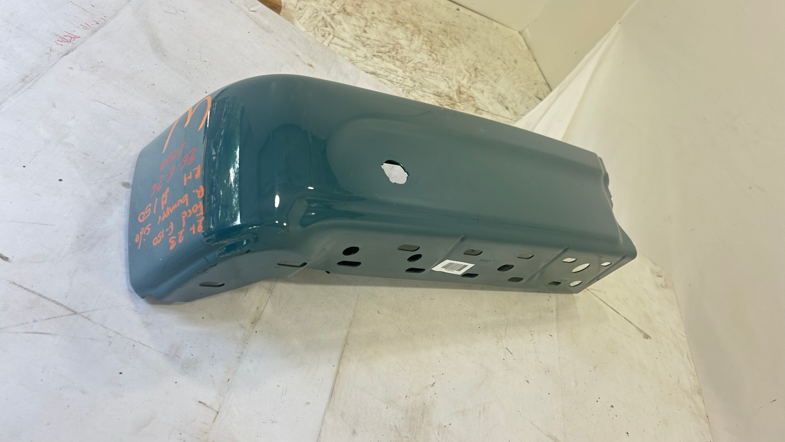 2021-2023 Ford  F-150 Passenger Rear Bumper Extensión