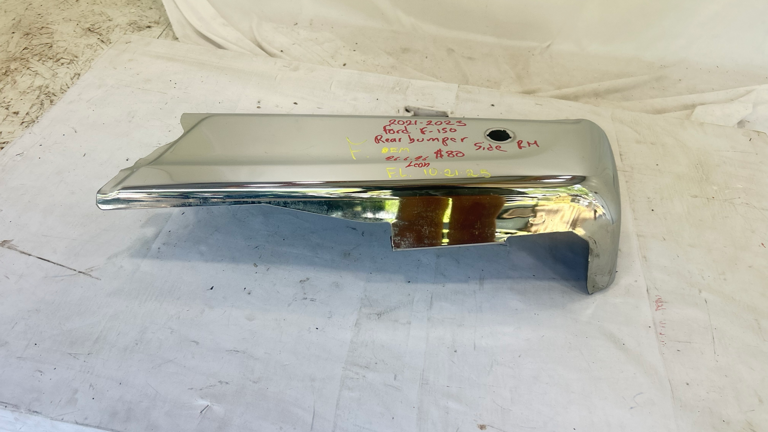 2021-2023 Ford  F-150 Passenger Rear Bumper Extensión