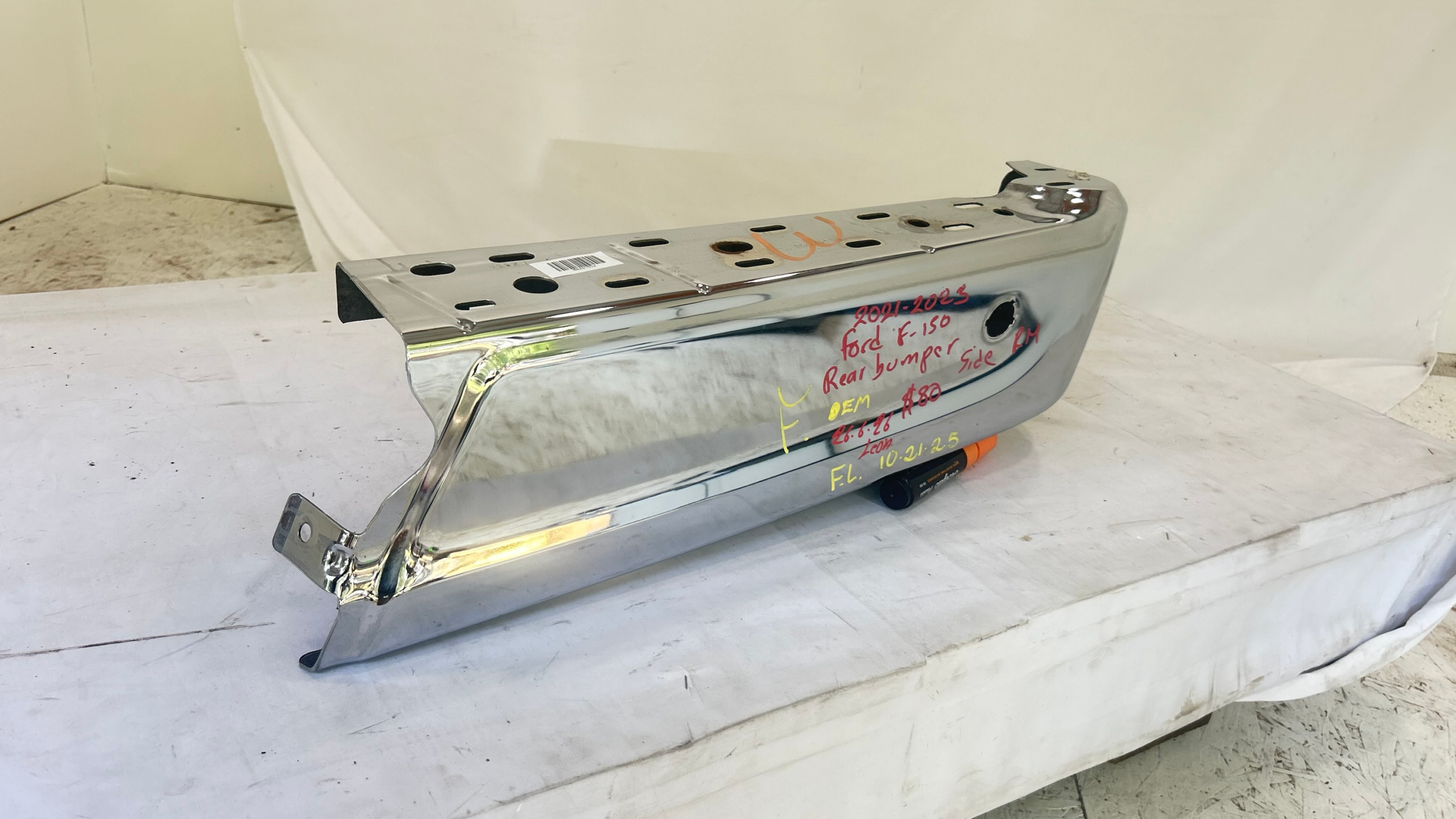 2021-2023 Ford  F-150 Passenger Rear Bumper Extensión