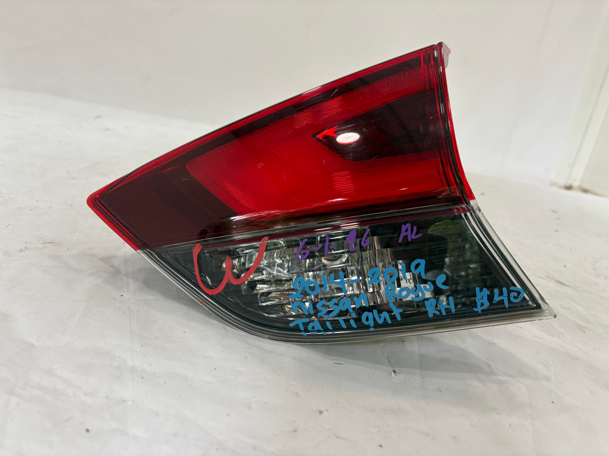 2014-2020  Nissan Rogue Passenger inner Taillight