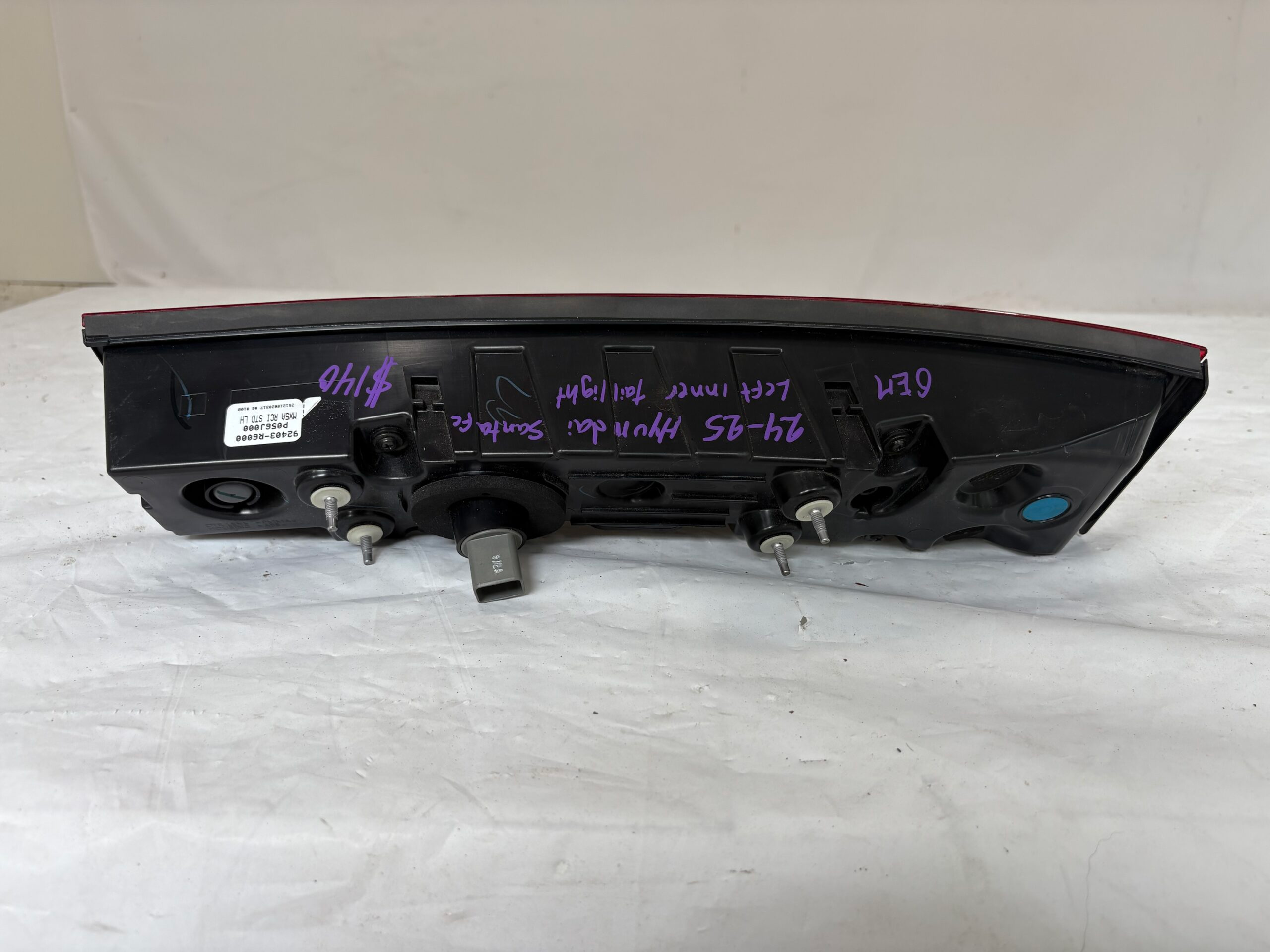 2024-2025 Hyundai Santa Fe Driver Inner Taillight