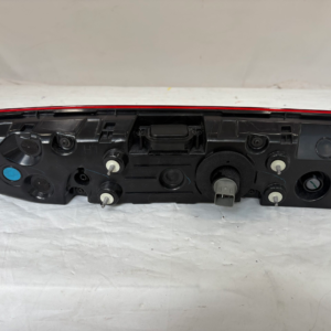 2024-2025 Hyundai Santa Fe Driver Inner Taillight - Image 8
