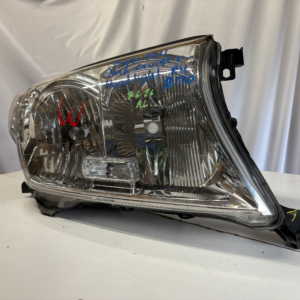 2007-2011 Toyota Land Cruiser Passenger Headlight Halogen - Image 2