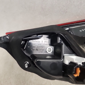 2018 - 2020 Nissan Qashqai Driver Side Inner Taillight - Image 8