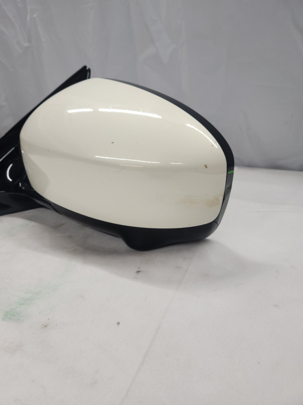 2013 - 2015 Infiniti QX60 Driver Side Mirror