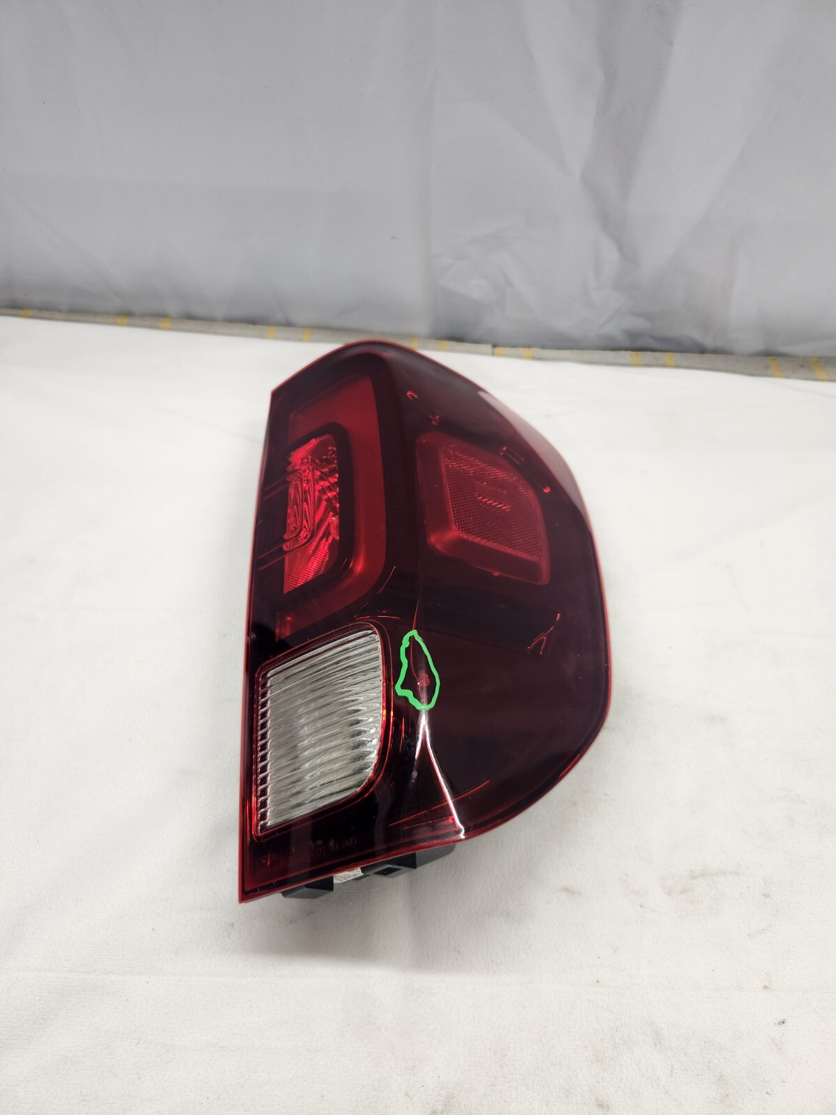 2017-2025 Honda Ridgeline Passenger Side Halogen Taillight