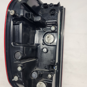 2017-2025 Honda Ridgeline Passenger Side Halogen Taillight - Image 10