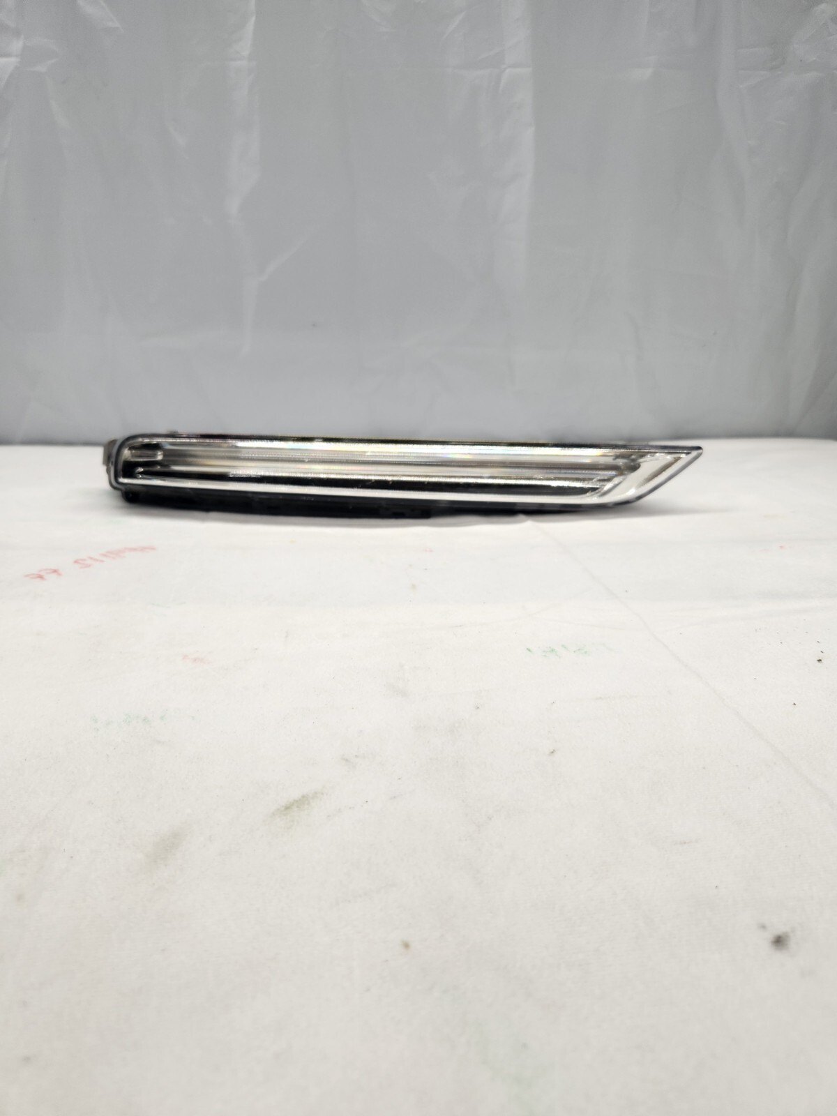 2015 - 2018 Porsche Cayenne Passenger Side Fog Light