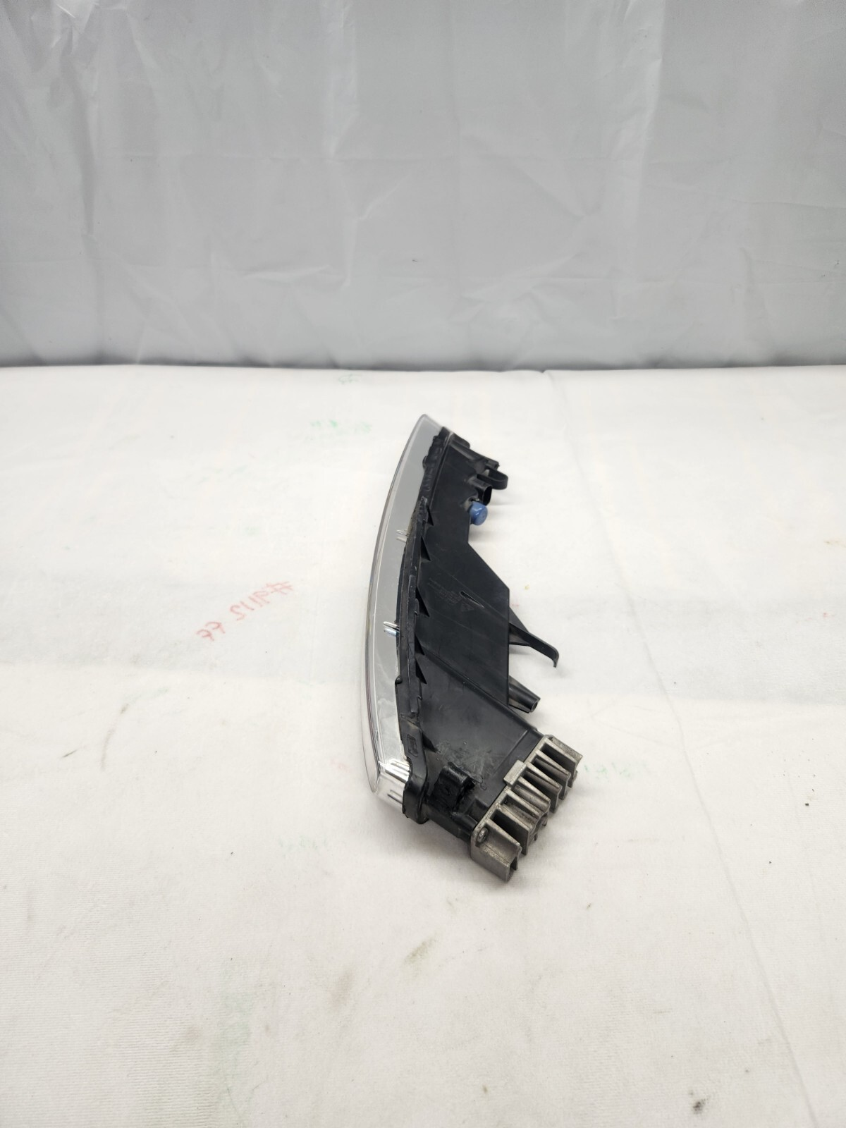 2015 - 2018 Porsche Cayenne Passenger Side Fog Light