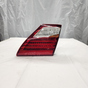 2010 - 2012 Lexus LS460 Passenger Side Inner Taillight