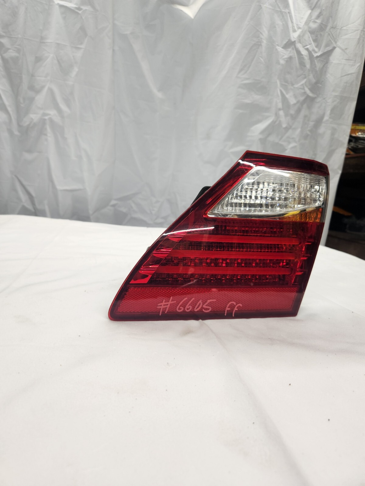 2010 - 2012 Lexus LS460 Passenger Side Inner Taillight