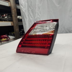2010 - 2012 Lexus LS460 Passenger Side Inner Taillight - Image 3