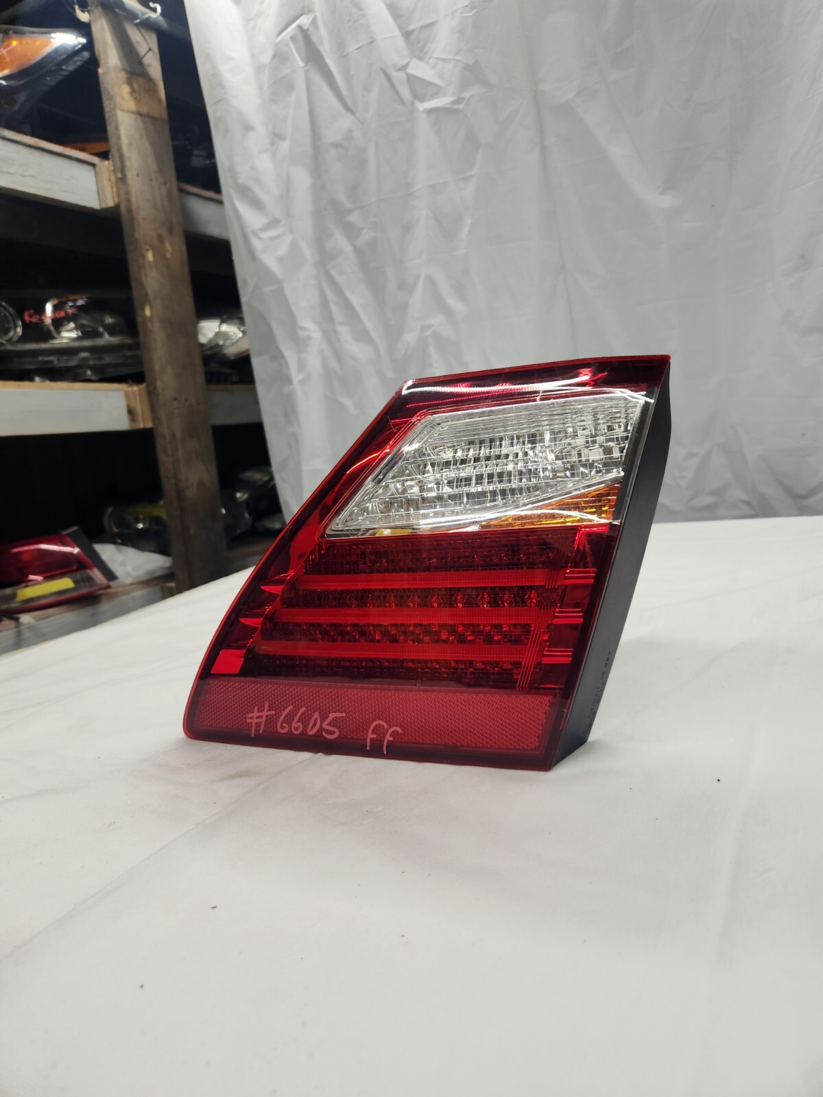 2010 - 2012 Lexus LS460 Passenger Side Inner Taillight