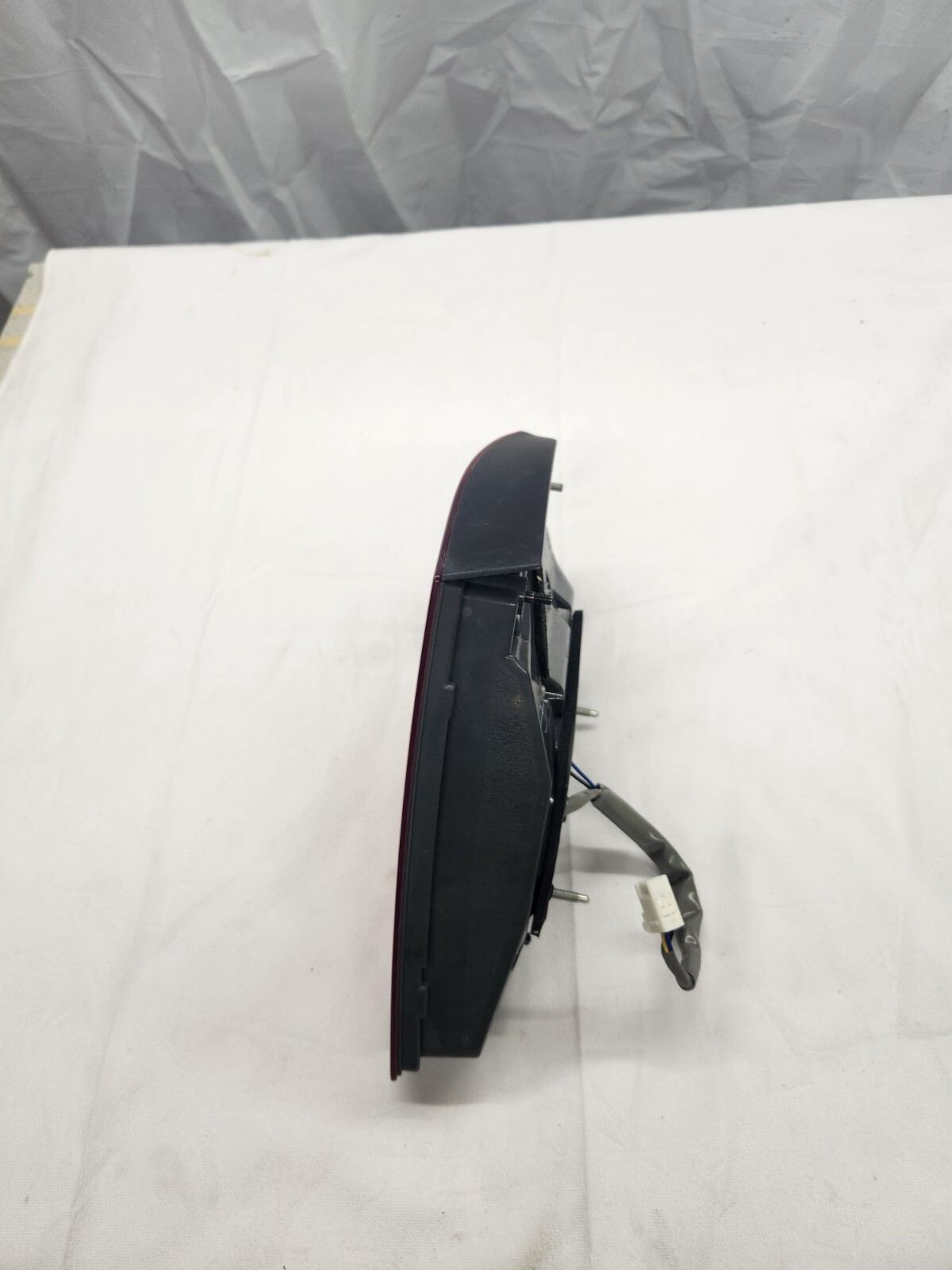 2010 - 2012 Lexus LS460 Passenger Side Inner Taillight