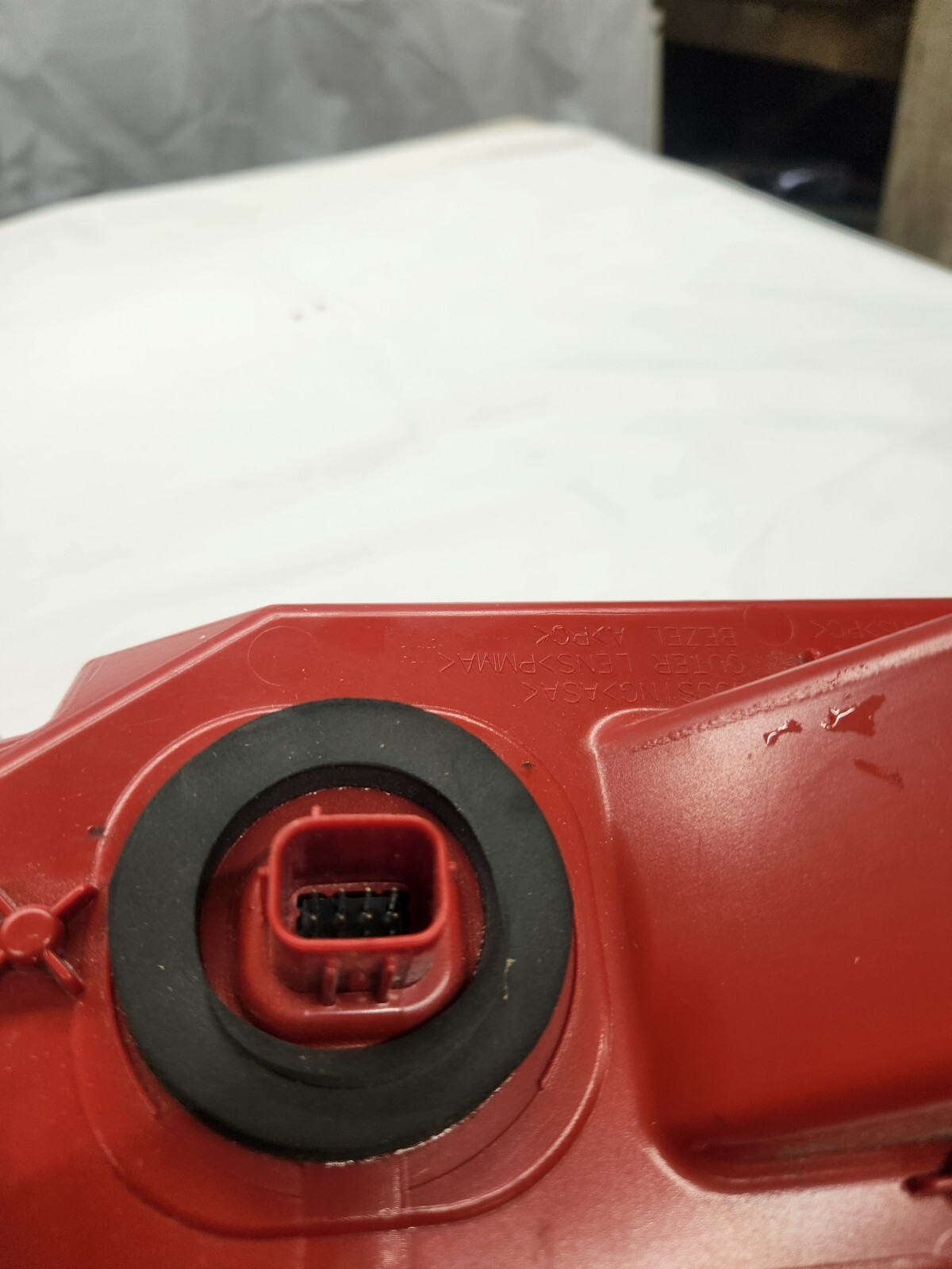 2015 - 2019 Lincoln MKC Driver Side LED Taillight