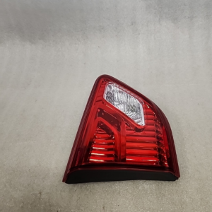2017 - 2019 Nissan Pathfinder Driver Side Inner Tail Light - Image 6