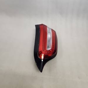 2014 - 2018 Jeep Cherokee Passenger Side Liftgate Inner Tail Light - Image 7