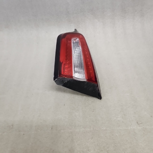 2014 - 2018 Jeep Cherokee Passenger Side Liftgate Inner Tail Light - Image 8
