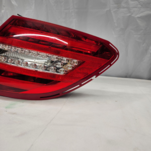 2012-2015 Mercedes-Benz C-Class C300 C350 Passenger Side LED Taillight - Image 3