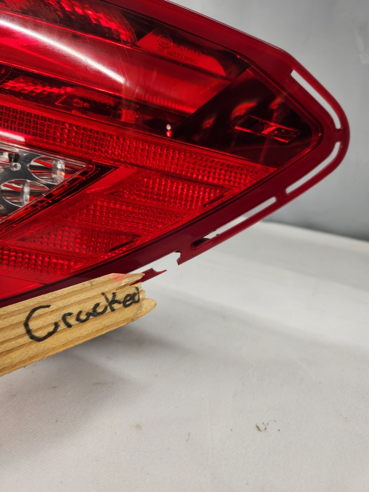 2012-2015 Mercedes-Benz C-Class C300 C350 Passenger Side LED Taillight