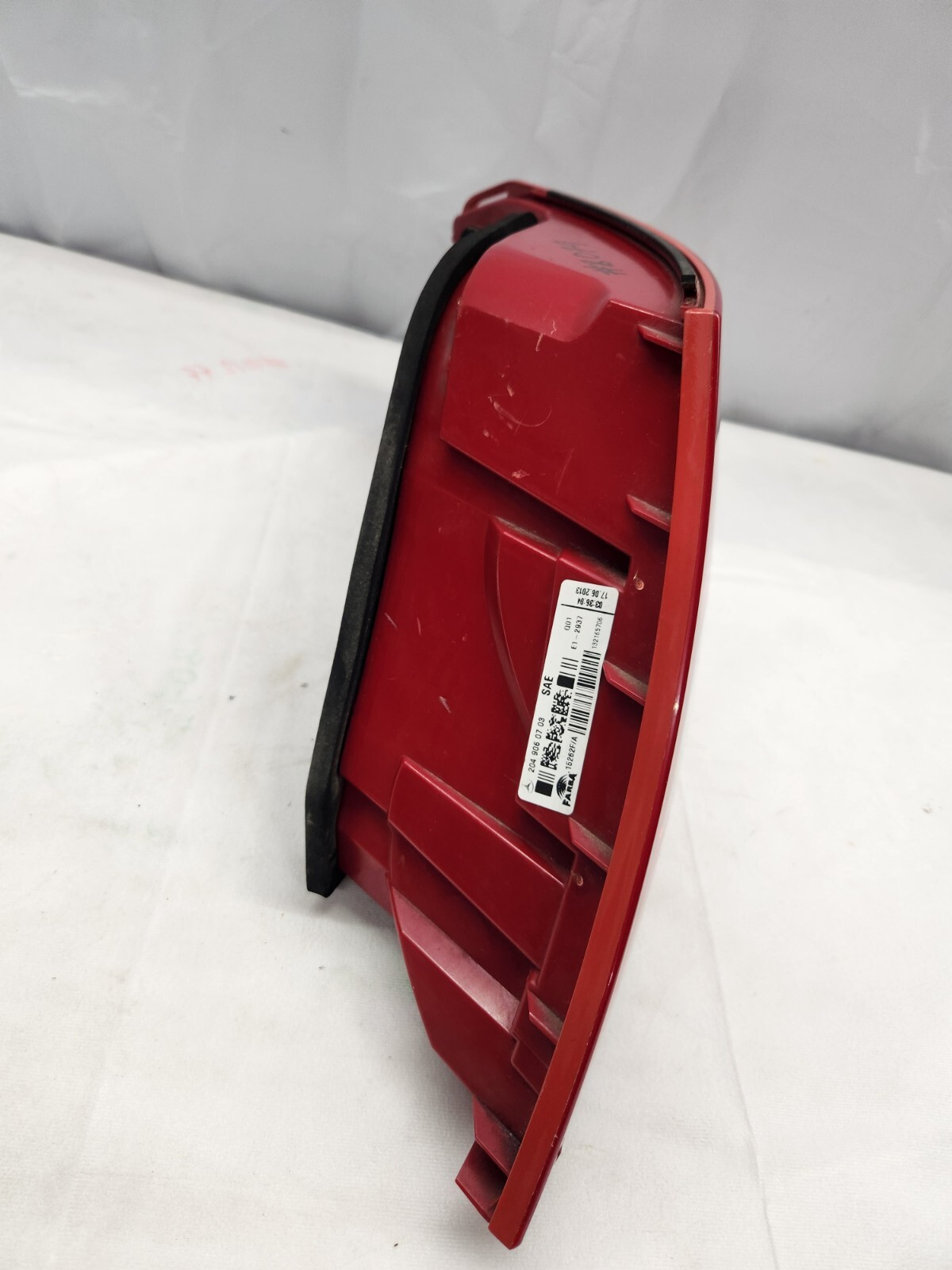 2012-2015 Mercedes-Benz C-Class C300 C350 Passenger Side LED Taillight