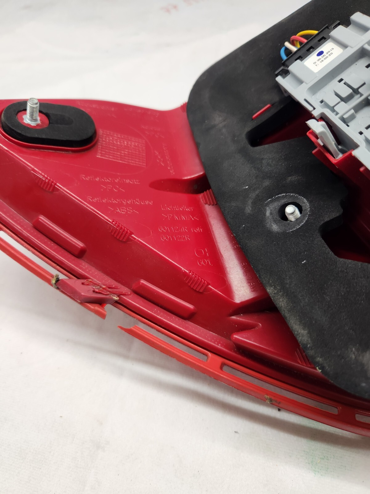 2012-2015 Mercedes-Benz C-Class C300 C350 Passenger Side LED Taillight