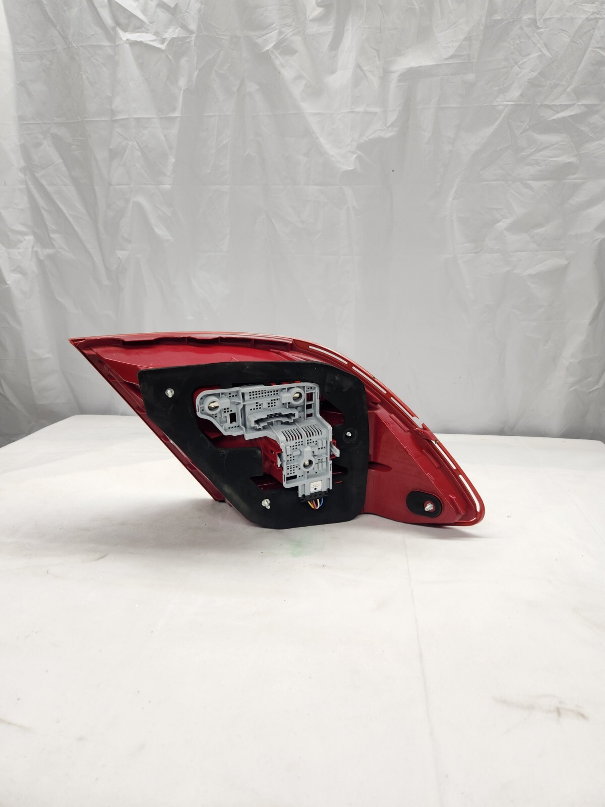 2012-2015 Mercedes-Benz C-Class C300 C350 Passenger Side LED Taillight