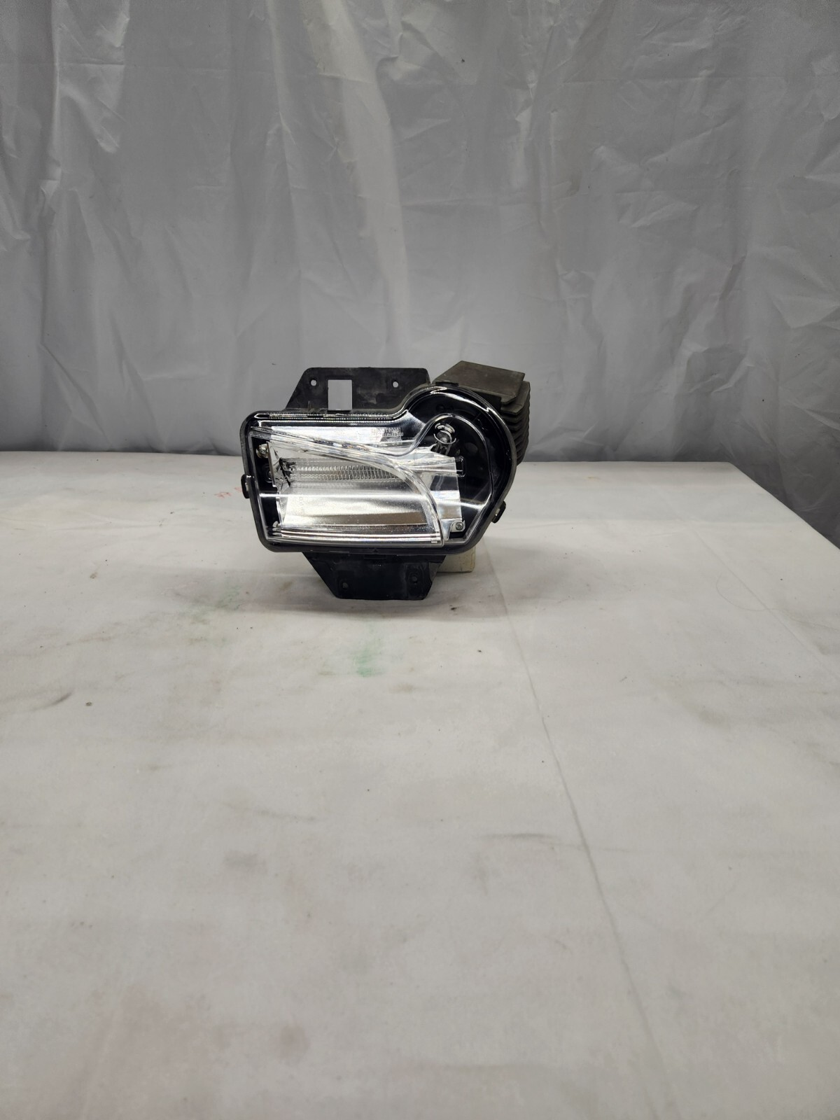 2013 - 2017 Cadillac XTS Driver Side Fog Light