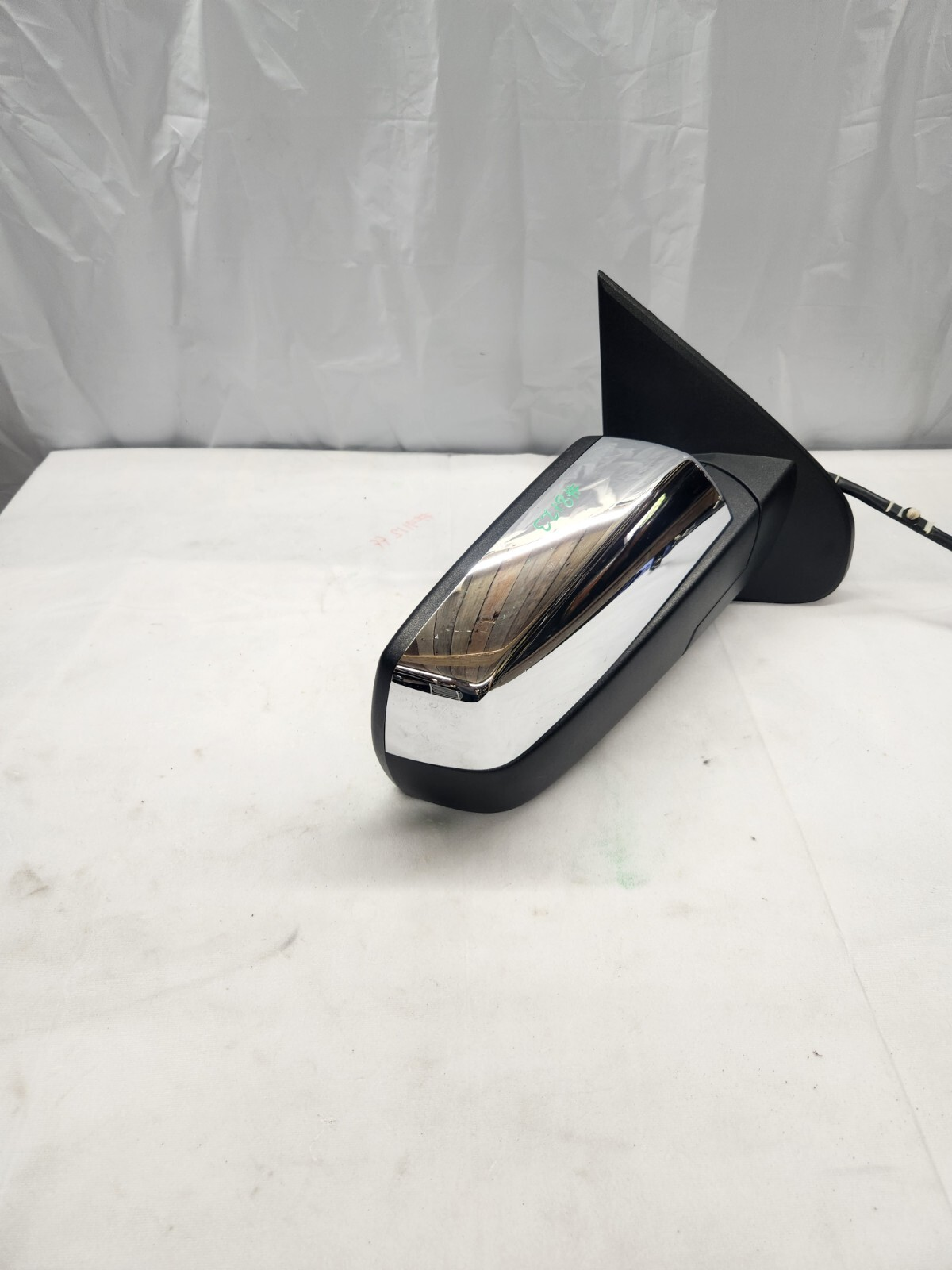 2014 - 2018 Chevrolet Silverado & GMC Sierra 1500 Passenger Side Mirror