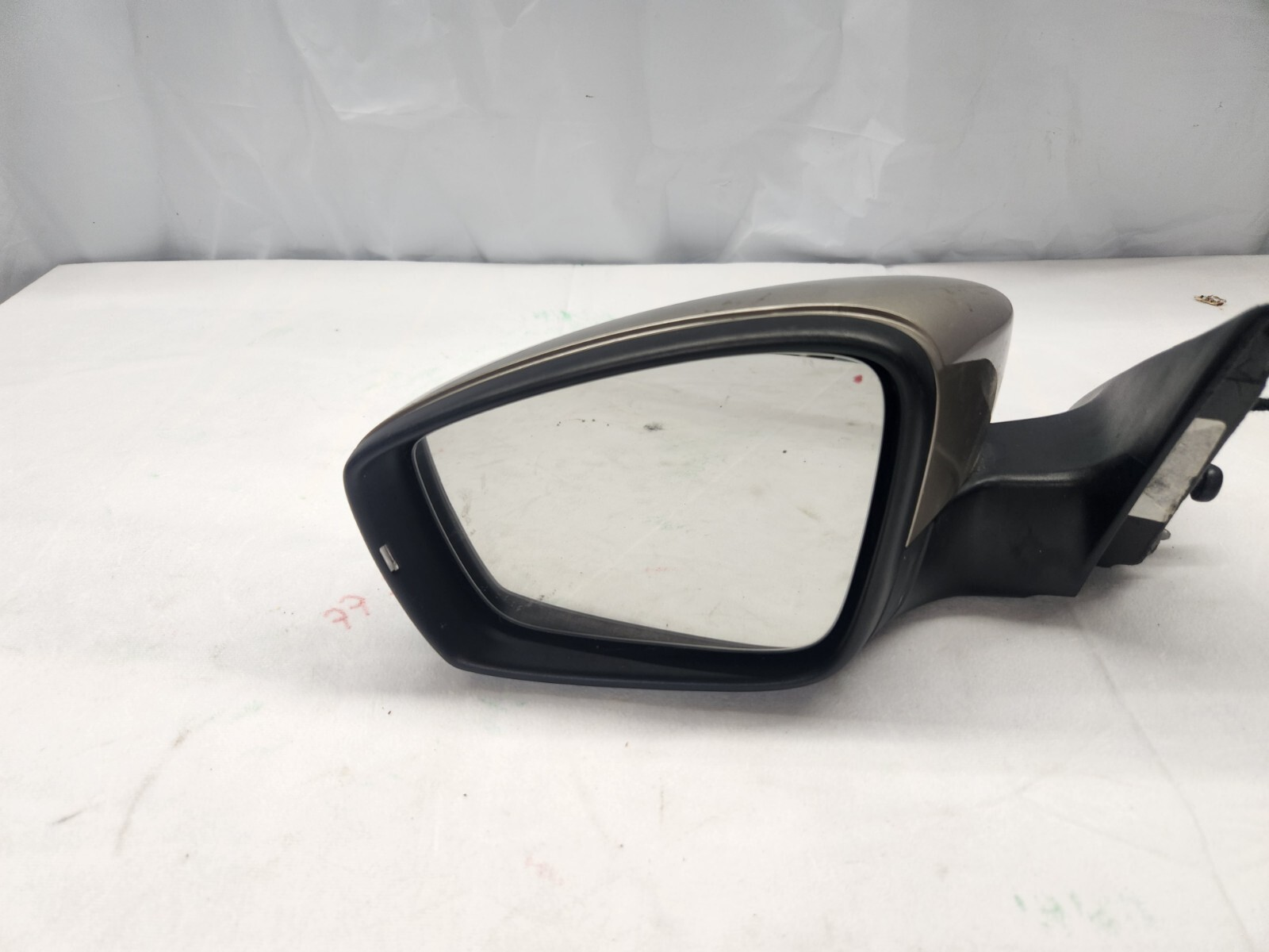2011 - 2018 Volkswagen Jetta Driver Side Mirror