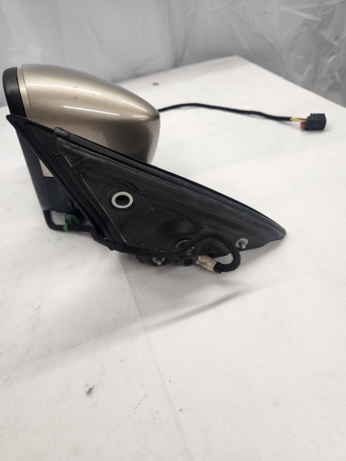 2011 - 2018 Volkswagen Jetta Driver Side Mirror