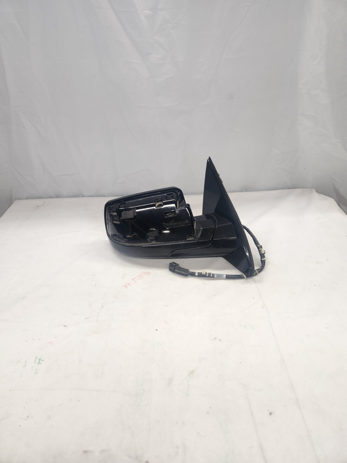 2015 - 2020 Chevrolet Tahoe / Suburban & GMC Yukon Passenger Side Mirror