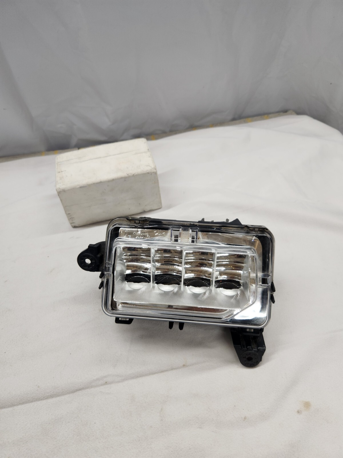 2019 - 2023 GMC Sierra 1500 Driver Side Fog Light