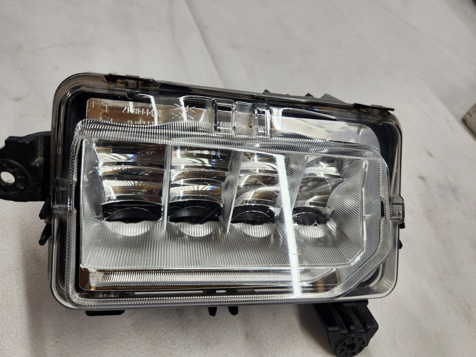 2019 - 2023 GMC Sierra 1500 Driver Side Fog Light