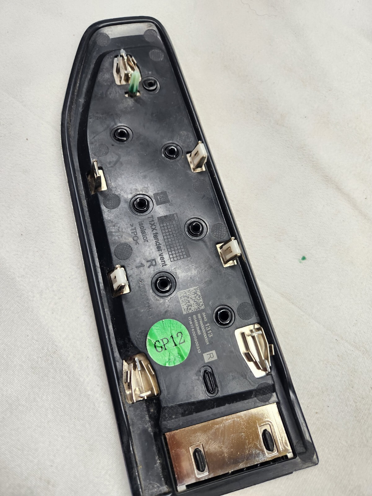 2019 - 2026 GMC Sierra 1500 Passenger Side Fender Emblem