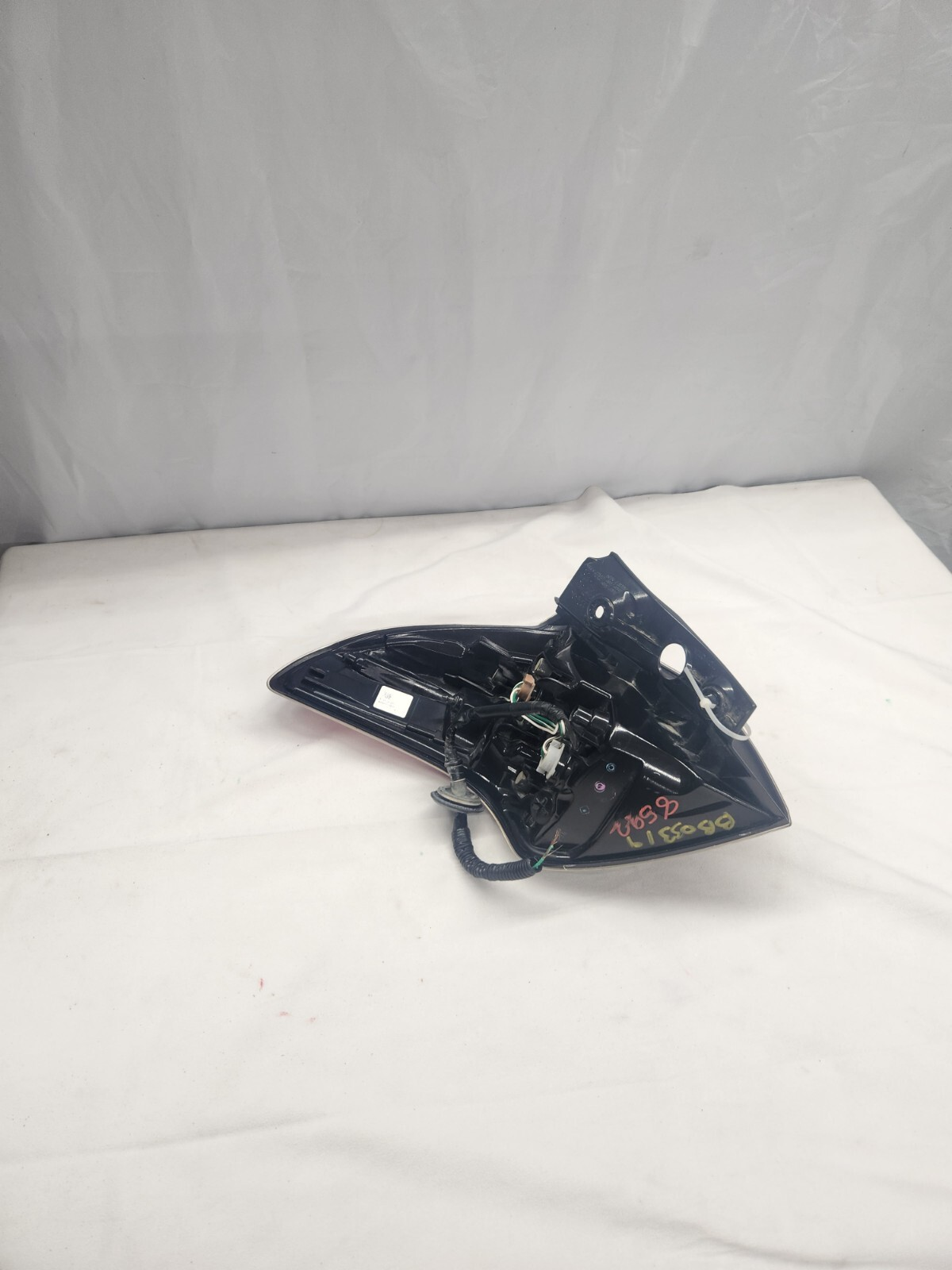 2016 - 2018 Toyota RAV4 Passenger Side Taillight