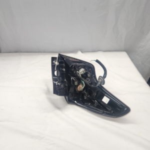 2016 - 2018 Toyota RAV4 Passenger Side Taillight - Image 13